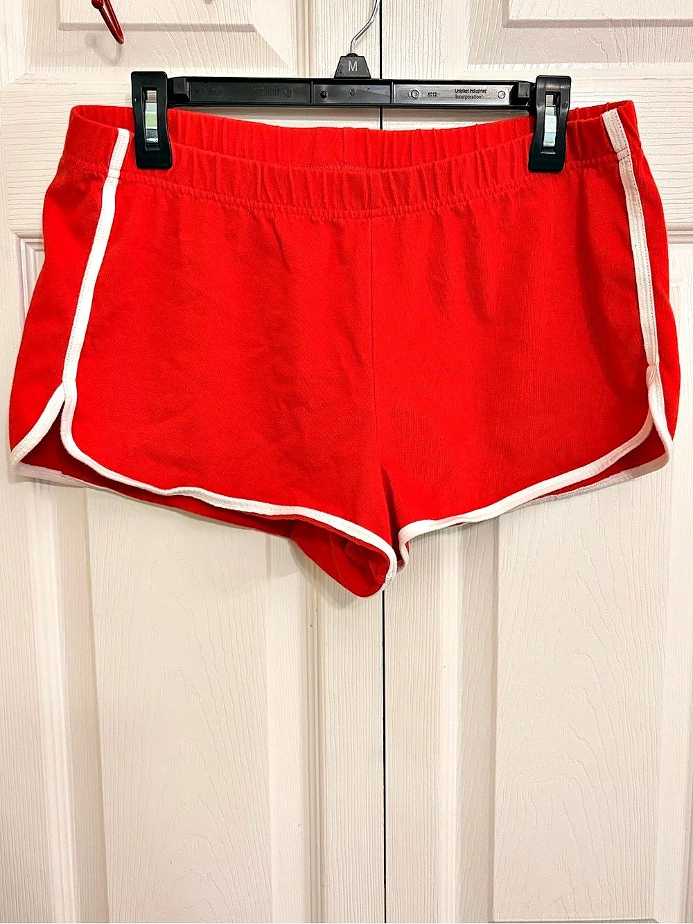 No Boundaries Athletic Running Shorts in Red Size Large Like New